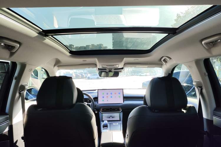 Used Wey Latte DHT-PHEV 2022 1.5T Two-Wheel-Drive Extra-Large Version Headliner