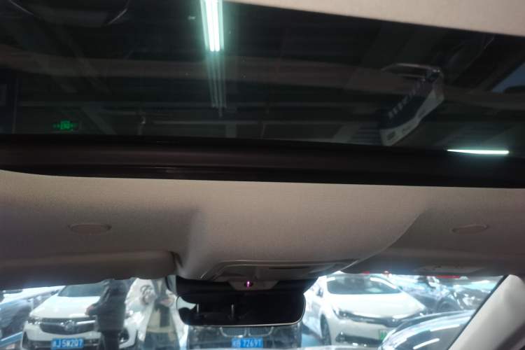 Used Wey Latte DHT-PHEV 2022 1.5T Two-Wheel-Drive Extra-Large Version Headliner