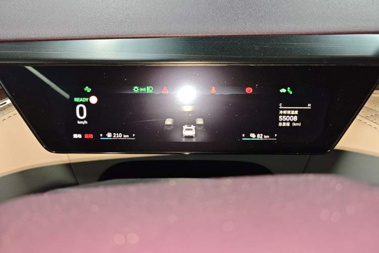 Used Wey Latte DHT-PHEV 2022 1.5T Four-Wheel Drive Extra-Large Version Instrument Cluster