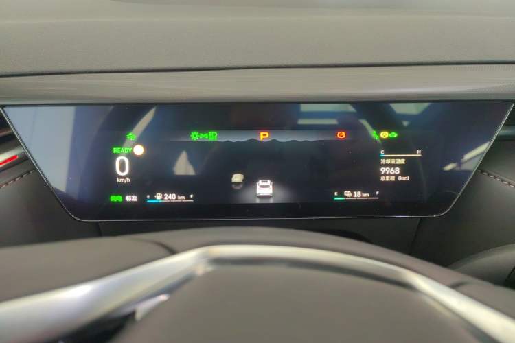Used Wey Latte DHT-PHEV 2022 1.5T Four-Wheel Drive Extra-Large Version Instrument Cluster