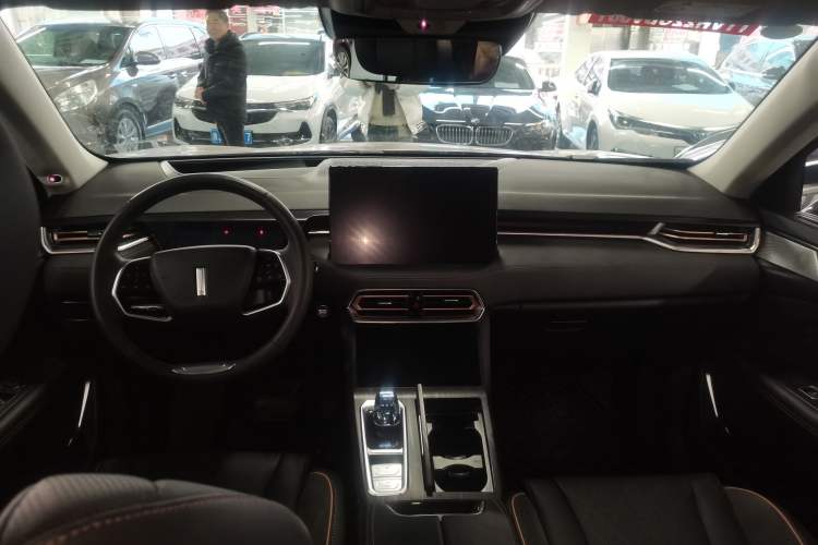 Used Wey Latte DHT-PHEV 2022 1.5T Two-Wheel-Drive Extra-Large Version Interior 1