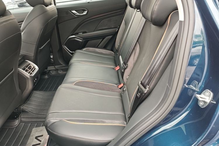 Used Wey Latte DHT-PHEV 2022 1.5T Four-Wheel Drive Extra-Large Version Left Rear Seat