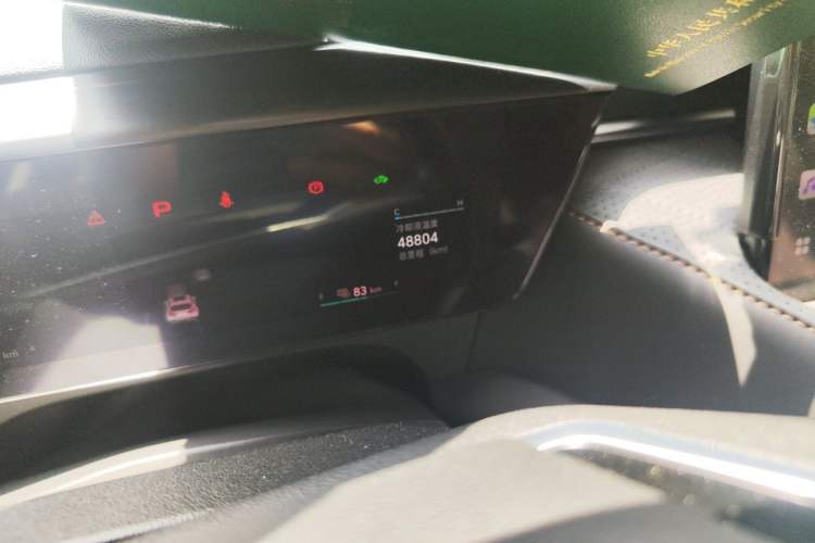 Used Wey Latte DHT-PHEV 2022 1.5T Four-Wheel Drive Extra-Large Version Odometer Close Up