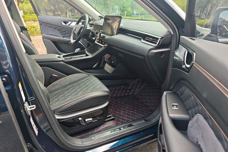 Used Wey Latte DHT-PHEV 2022 1.5T Four-Wheel Drive Extra-Large Version Right Front Seat
