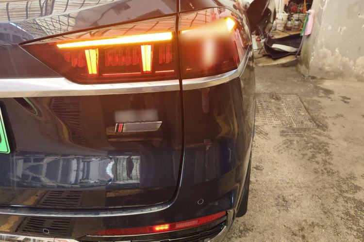 Used Wey Latte DHT-PHEV 2022 1.5T Four-Wheel Drive Extra-Large Version Right Rear Taillight