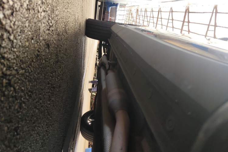Used Wey Latte DHT-PHEV 2022 1.5T Four-Wheel Drive Extra-Large Version Right Side Sill