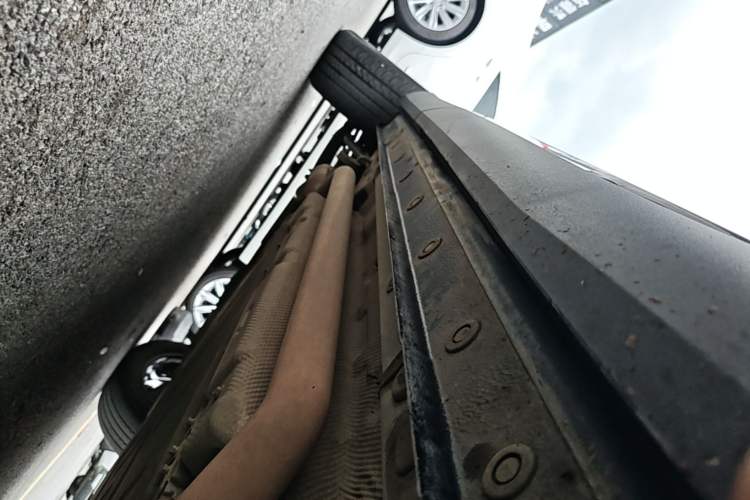 Used Wey Latte DHT-PHEV 2022 1.5T Two-Wheel Drive Big Cup Right Side Sill