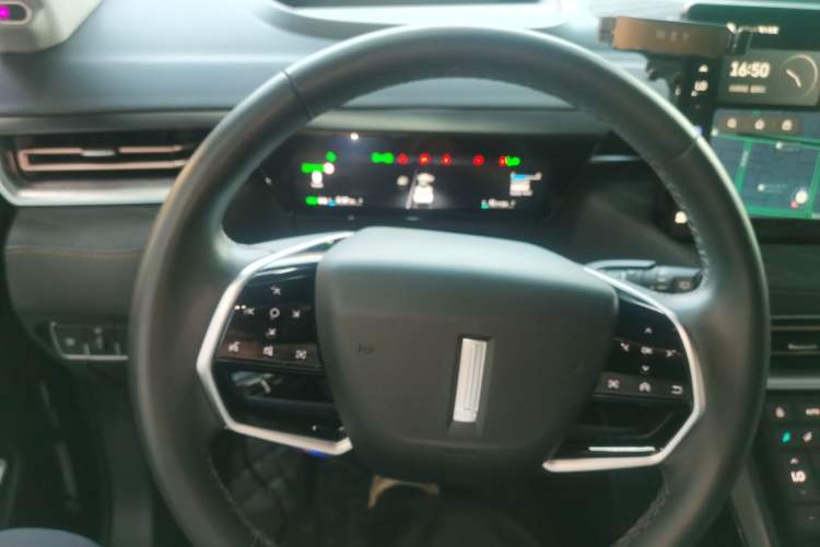 Used Wey Latte DHT-PHEV 2022 1.5T Four-Wheel Drive Extra-Large Version Steering Wheel