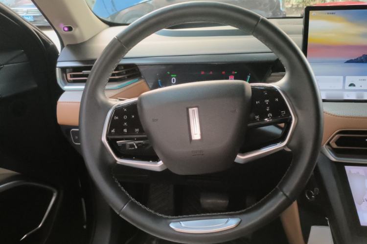 Used Wey Latte DHT-PHEV 2022 1.5T Two-Wheel-Drive Extra-Large Version Steering Wheel