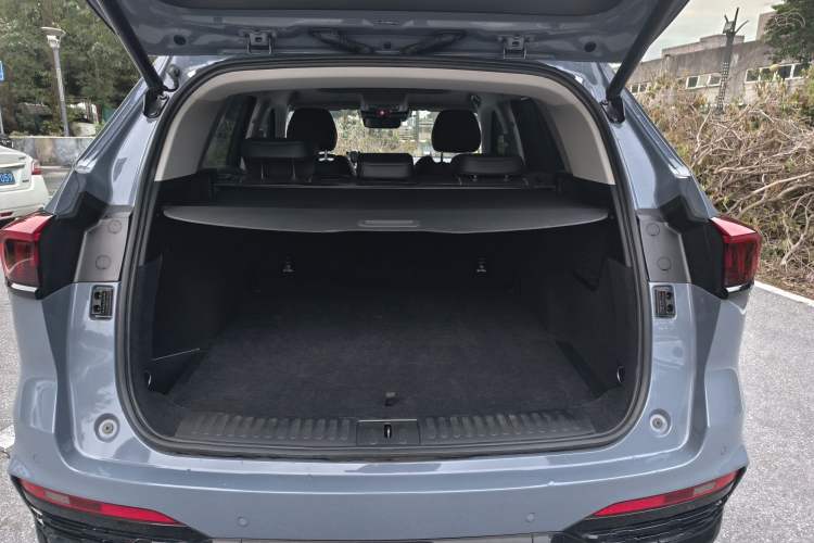 Used Wey Latte DHT-PHEV 2022 1.5T Two-Wheel-Drive Extra-Large Version Trunk