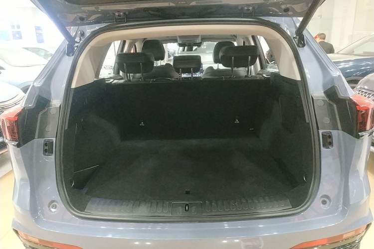 Used Wey Latte DHT-PHEV 2022 1.5T Two-Wheel-Drive Extra-Large Version Trunk