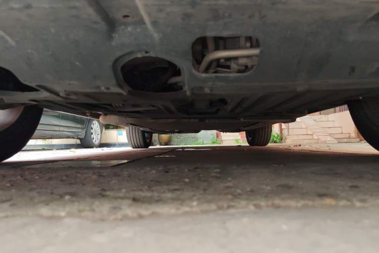 Used Wey Latte DHT-PHEV 2022 1.5T Two-Wheel-Drive Extra-Large Version Chassis Front