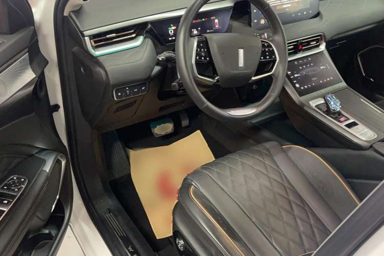 Used Wey Latte DHT-PHEV 2022 1.5T Four-Wheel Drive Extra-Large Version Driver Seat