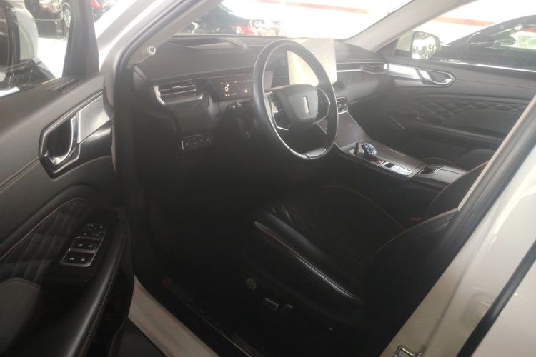 Used Wey Latte DHT-PHEV 2022 1.5T Four-Wheel Drive Extra-Large Version Driver Seat