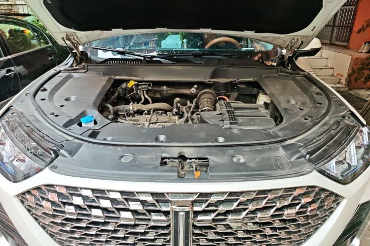 Used Wey Latte DHT-PHEV 2022 1.5T Two-Wheel-Drive Extra-Large Version Engine Bay