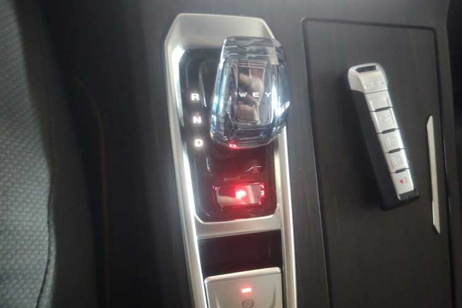 Used Wey Latte DHT-PHEV 2022 1.5T Four-Wheel Drive Extra-Large Version Gear Lever