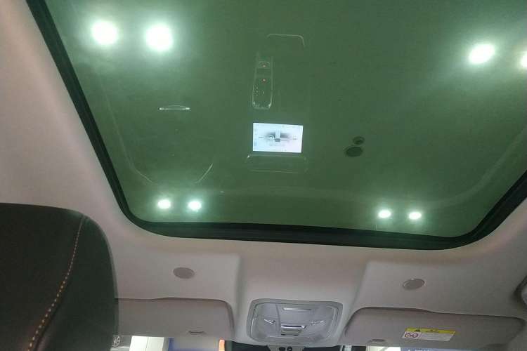 Used Wey Latte DHT-PHEV 2022 1.5T Four-Wheel Drive Extra-Large Version Headliner