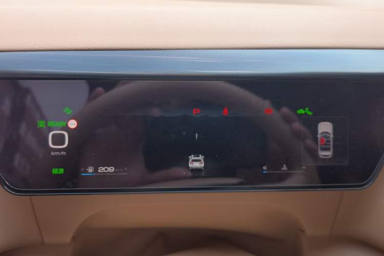 Used Wey Latte DHT-PHEV 2022 1.5T Two-Wheel-Drive Extra-Large Version Instrument Cluster