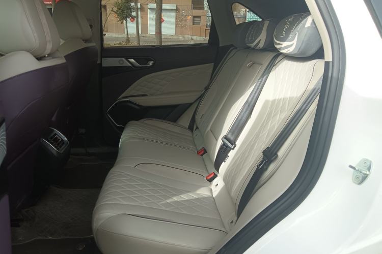 Used Wey Latte DHT-PHEV 2022 1.5T Two-Wheel-Drive Extra-Large Version Interior 4