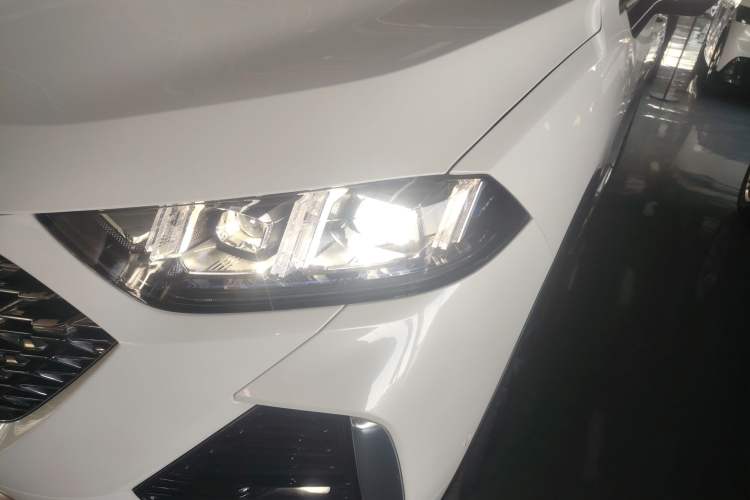Used Wey Latte DHT-PHEV 2022 1.5T Four-Wheel Drive Extra-Large Version Left Front Headlight