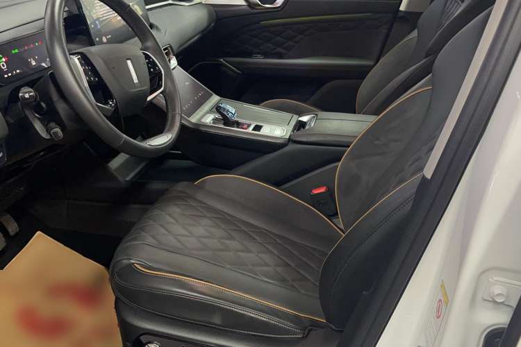 Used Wey Latte DHT-PHEV 2022 1.5T Four-Wheel Drive Extra-Large Version Left Front Seat
