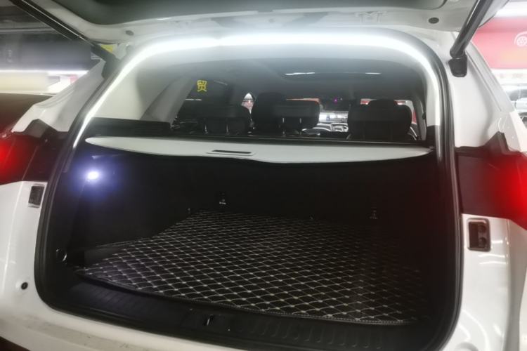 Used Wey Latte DHT-PHEV 2022 1.5T Two-Wheel-Drive Extra-Large Version Trunk