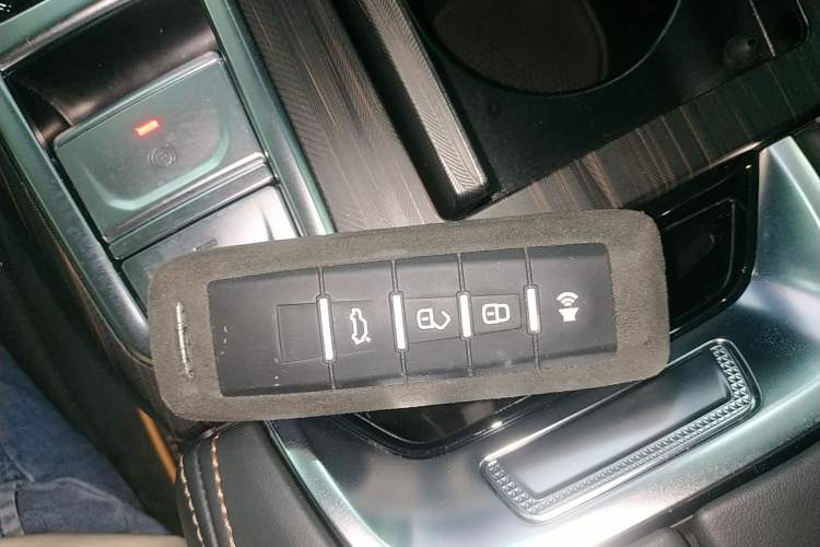 Used Wey Latte DHT-PHEV 2022 1.5T Four-Wheel Drive Extra-Large Version Vehicle Key