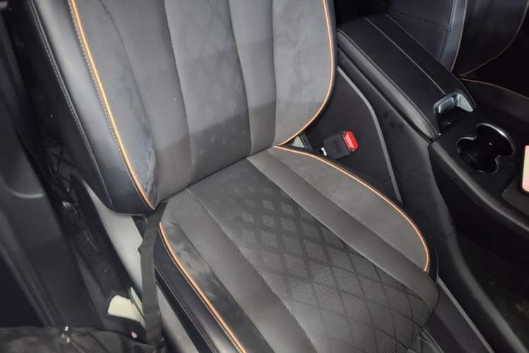 Used Wey Latte DHT-PHEV  Right Front Seat
