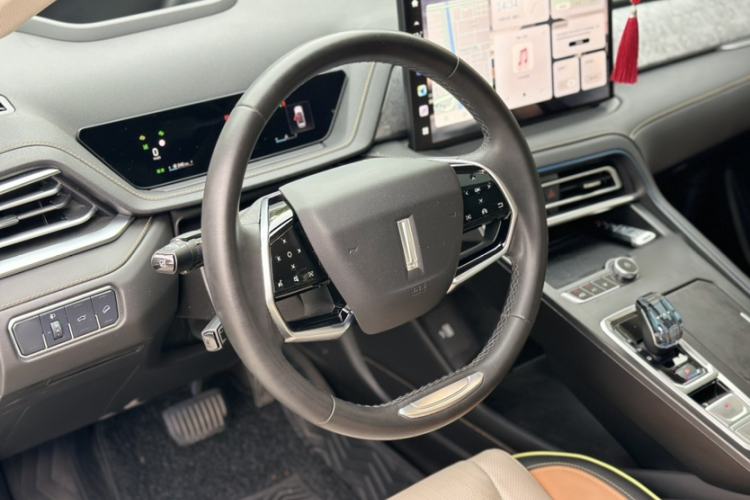 Used Wey Macchiato 2021 1.5L DHT Master Edition Interior 1