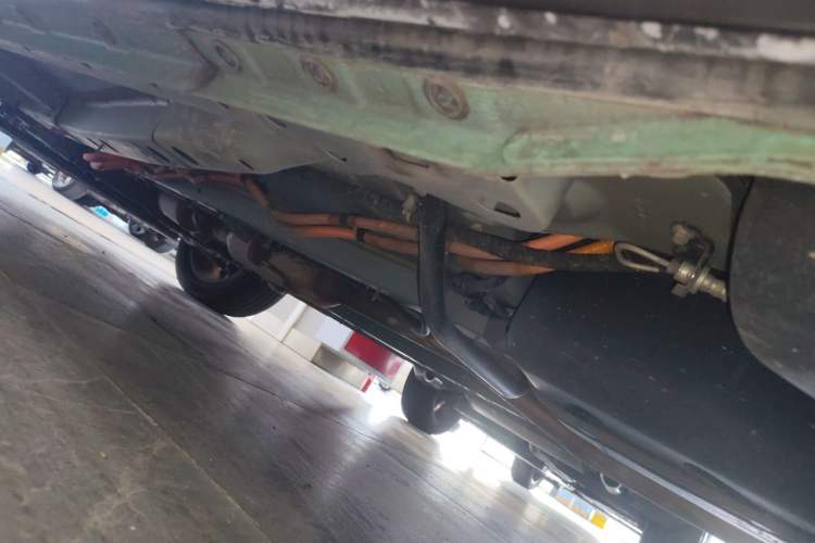 Used Wey Macchiato 2021 1.5L DHT Custom Edition Left Side Sill