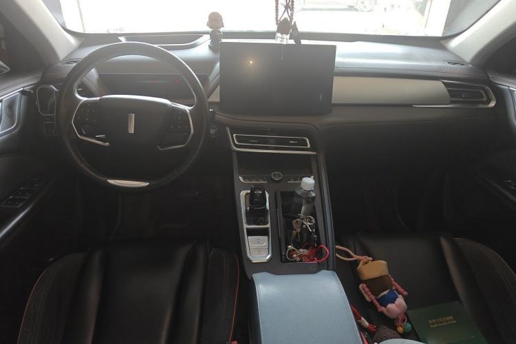 Used Wey Macchiato 2021 1.5L DHT Custom Edition Center Console