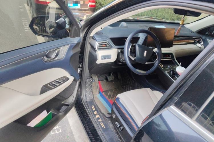 Used Wey Macchiato 2021 1.5L DHT Master Edition Driver Seat
