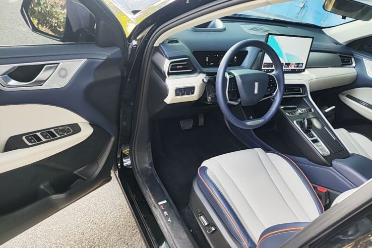 Used Wey Macchiato 2021 1.5L DHT Custom Edition Driver Seat