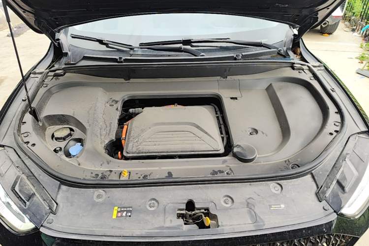 Used Wey Macchiato 2021 1.5L DHT Master Edition Engine Bay