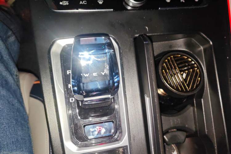 Used Wey Macchiato 2021 1.5L DHT Master Edition Gear Lever