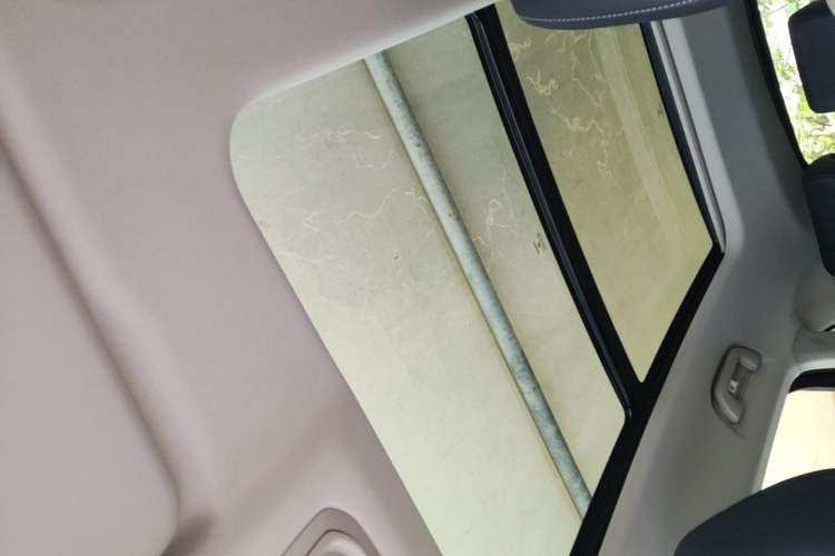 Used Wey Macchiato 2021 1.5L DHT Master Edition Headliner