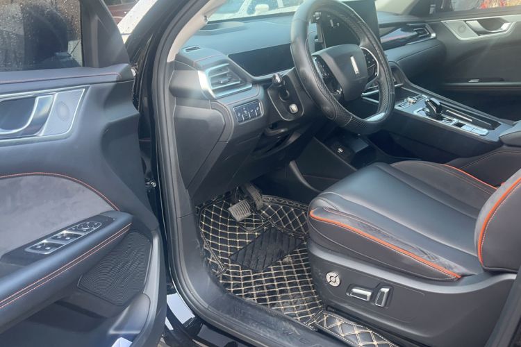 Used Wey Macchiato 2021 1.5L DHT Master Edition Interior 2