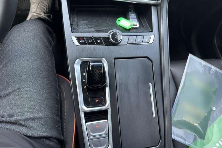 Used Wey Macchiato 2021 1.5L DHT Custom Edition Interior 4