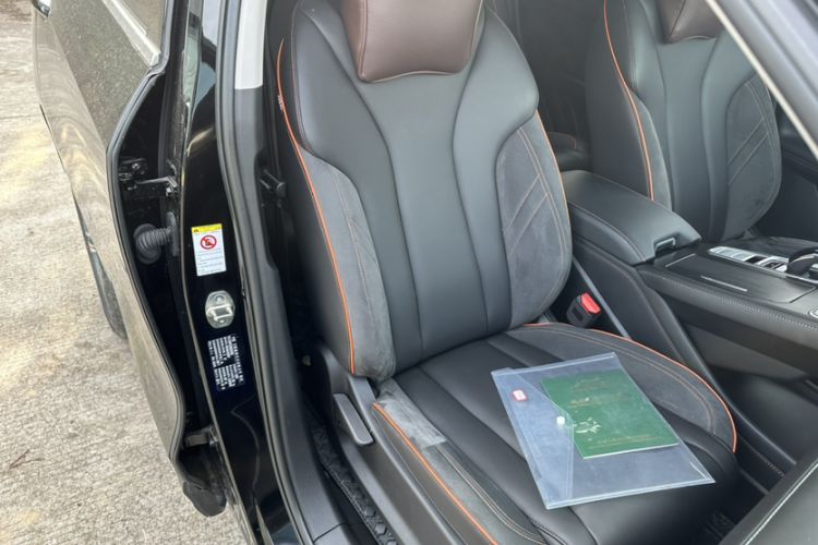 Used Wey Macchiato 2021 1.5L DHT Custom Edition Interior 8