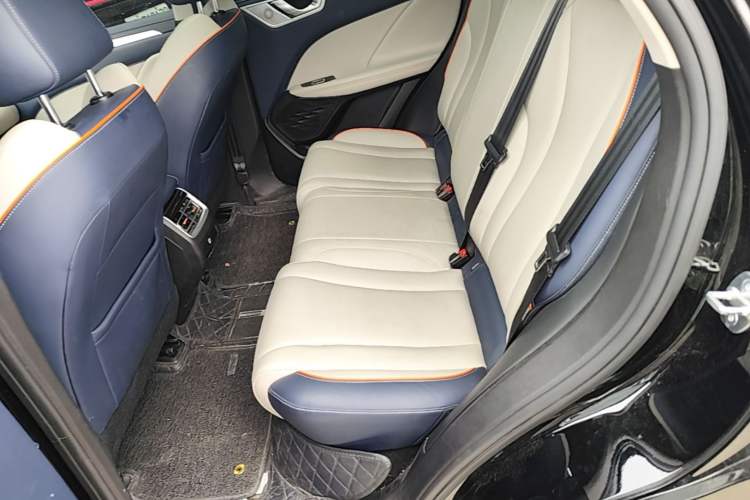 Used Wey Macchiato 2021 1.5L DHT Master Edition Left Rear Seat