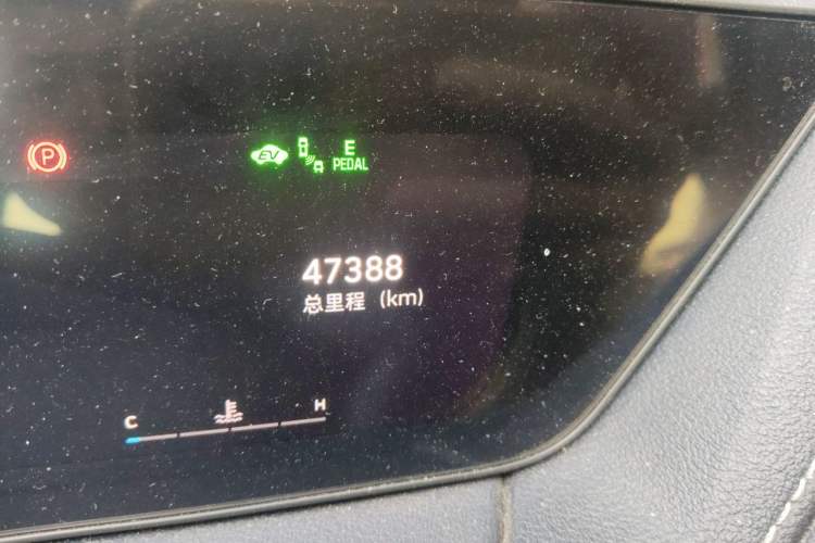 Used Wey Macchiato 2021 1.5L DHT Master Edition Odometer Close Up