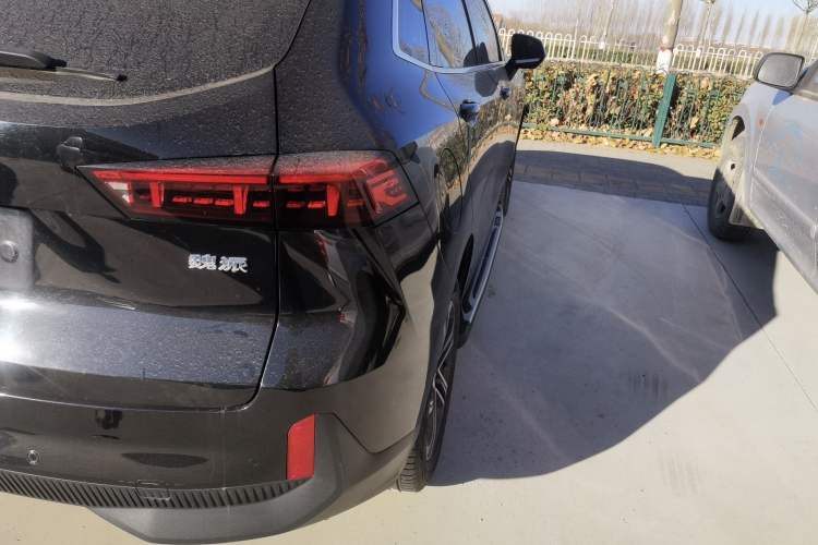 Used Wey Macchiato 2021 1.5L DHT Custom Edition Right Rear Taillight