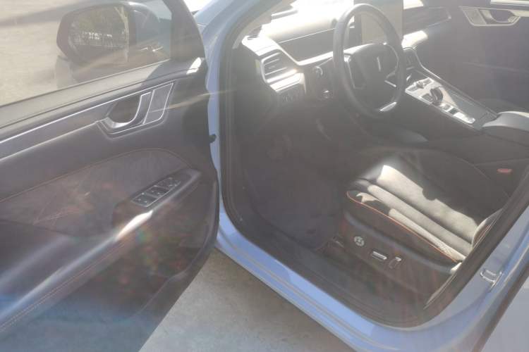 Used Wey Macchiato 2021 1.5L DHT Master Edition Driver Seat