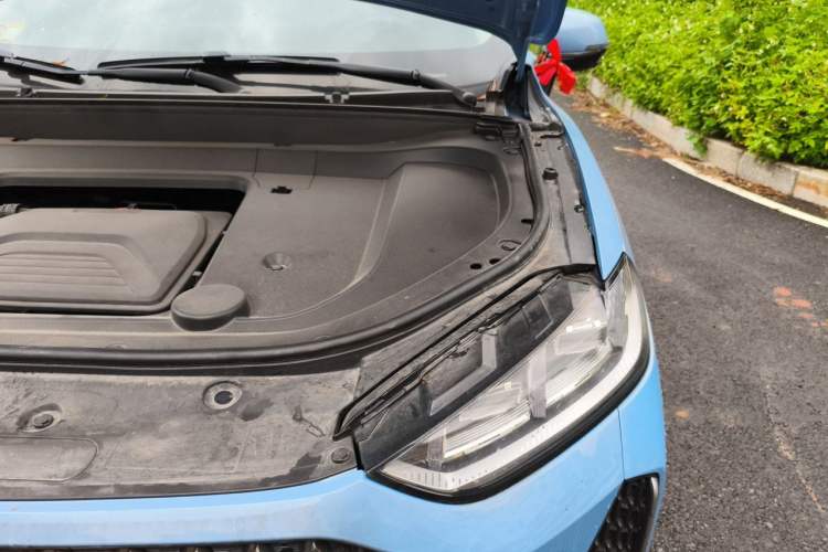 Used Wey Macchiato 2021 1.5L DHT Master Edition Engine Bay Left