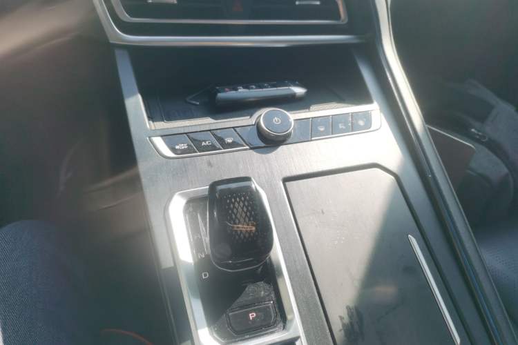 Used Wey Macchiato 2021 1.5L DHT Master Edition Gear Lever