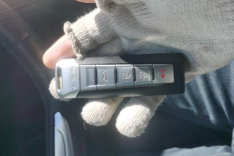 Used Wey Macchiato 2021 1.5L DHT Master Edition Vehicle Key