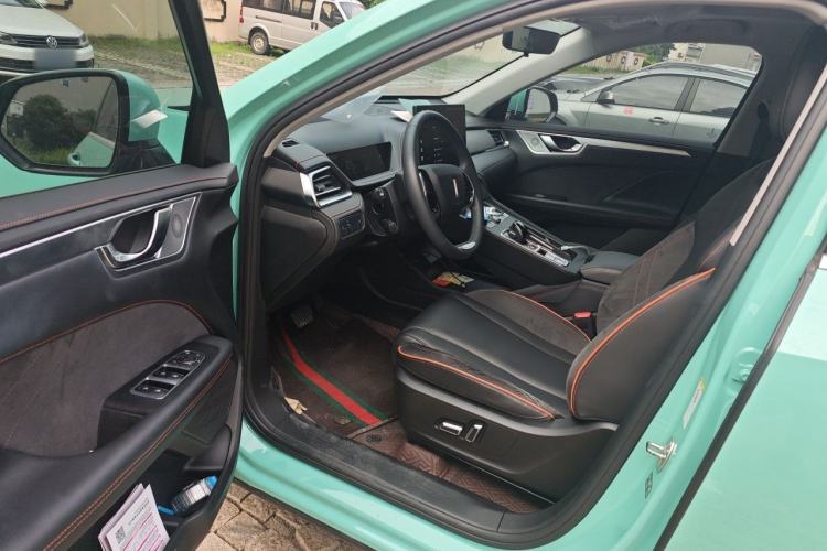 Used Wey Macchiato 2021 1.5L DHT Custom Edition Driver Seat