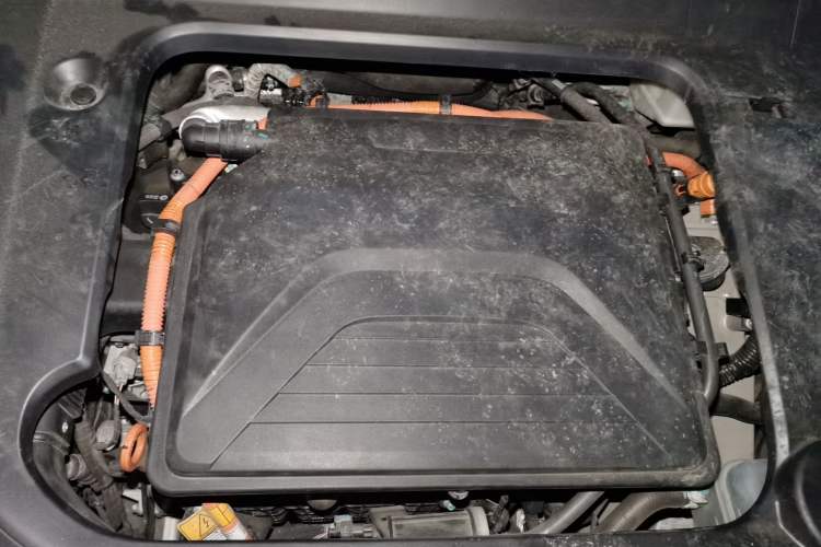 Used Wey Macchiato 2021 1.5L DHT Master Edition Engine Bay