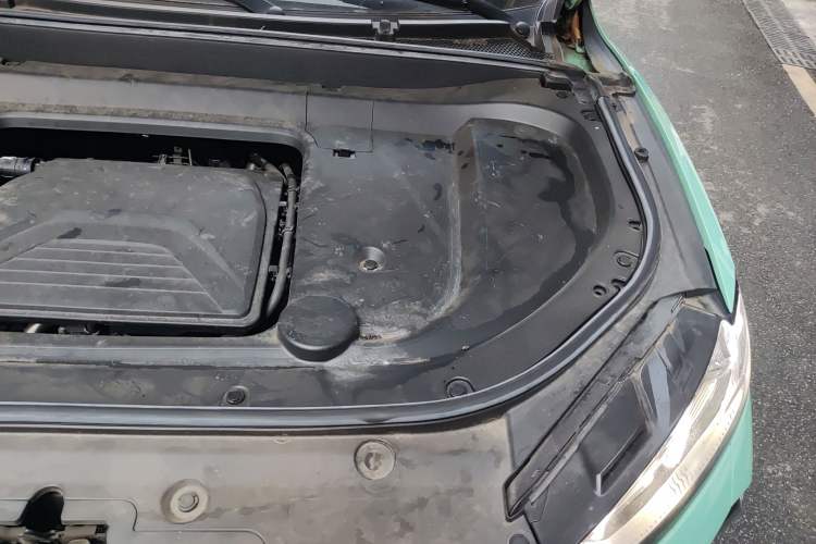 Used Wey Macchiato 2021 1.5L DHT Master Edition Engine Bay Left