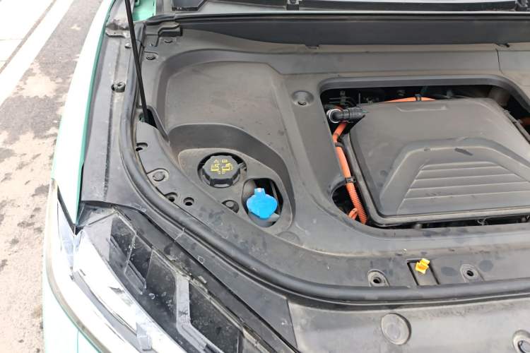 Used Wey Macchiato 2021 1.5L DHT Custom Edition Engine Bay Right
